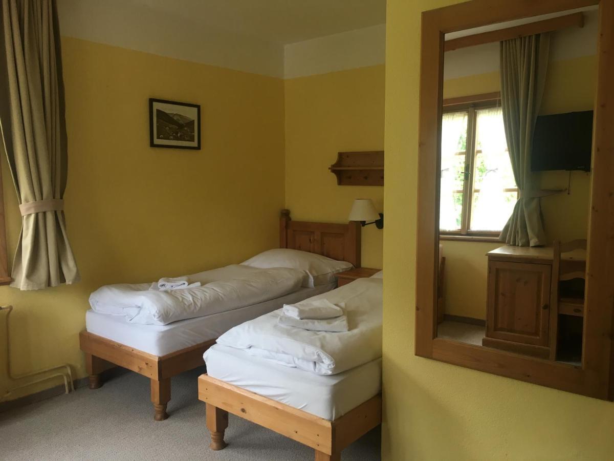 Alpsky Hotel Szpindlerowy Młyn Zewnętrze zdjęcie